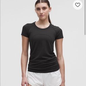 Lululemon Swiftly Tech Short-Sleeve Shirt 2.0 *Hip Length 8